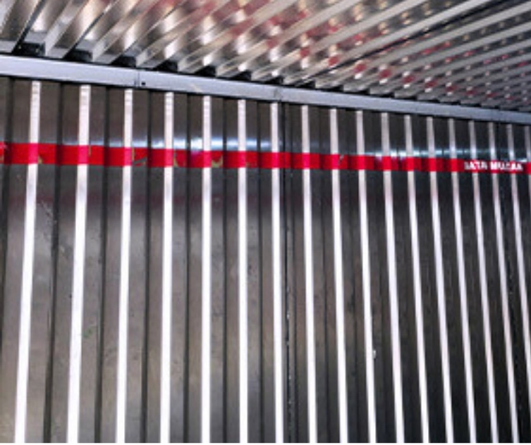 Thermo truck loading cold chain cargo at dock